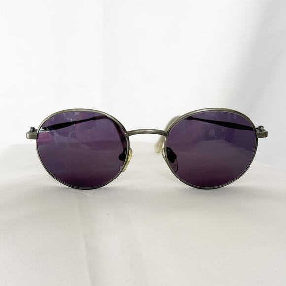 GUCCI Vintage GG Sunglasses Gray Violet Lens 1990s - Picture 4 of 10